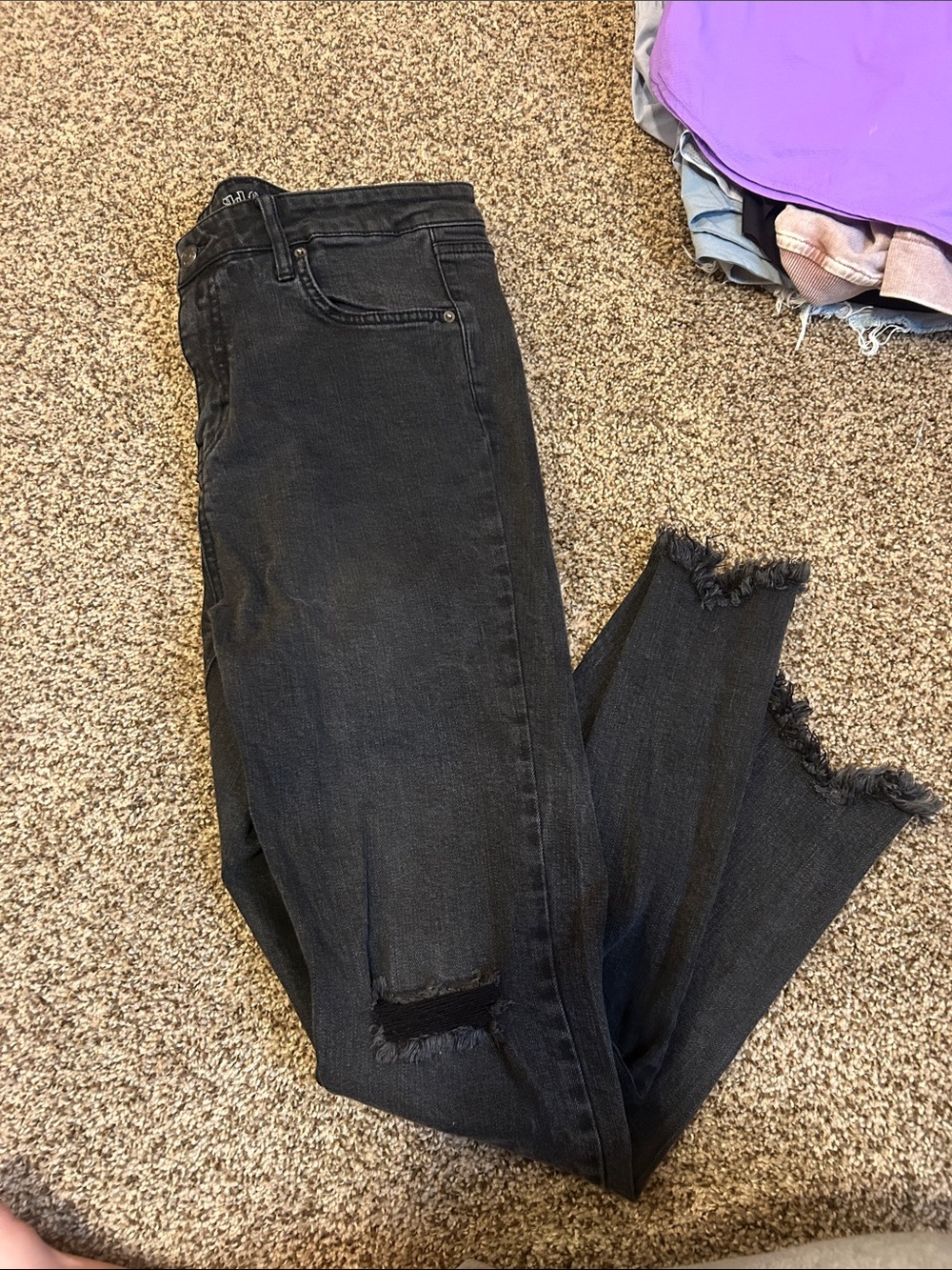 wild fable Black Skinny High-Rise Jeans with Frayed Hem